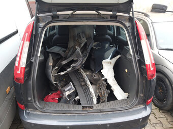 Ford C- max - použité náhradní díly z tohoto vozu - 2