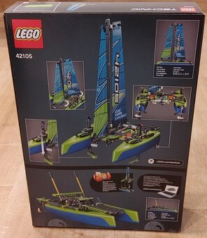 LEGO Technic 42105 Katamarán - 2