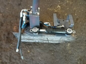 hydraulické řízení slávia TV 824S - 2