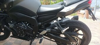 Yamaha FZ 8 - 2