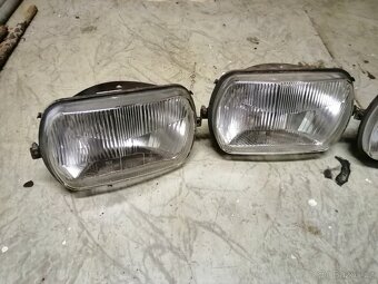 Světlomet škoda 105 - 2