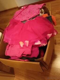 Oblečení pro holčičku 2 - 4 roky - 2