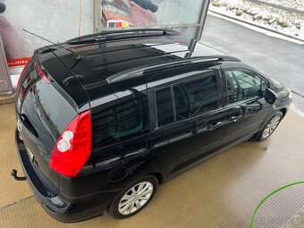 Mazda 5 2.0 D.  Rok 2007. Tažné, 7místná. Tempomat. Klima - 2