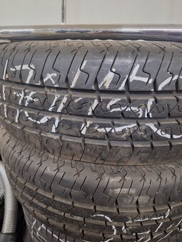 letni pneu 205/70/15c - 2