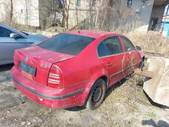 Škoda Superb 1 2.0 tdi BSS na díly - 2