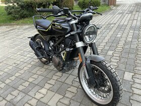 HUSQVARNA SVARTPILEN 401. 2019 - 2