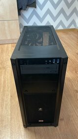 PC bedna/skříň Corsair ATX s 2 ventilátory - 2