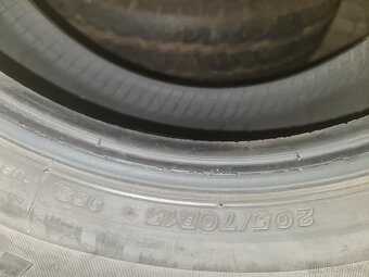 Bridgestone Dueler H/T 205/70 R15 95S - 2