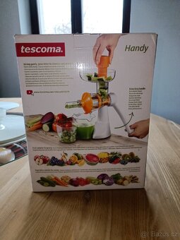 Prodám šnekový odšťavňovač Tescoma Handy - 2