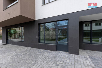 Pronájem obchod a služby, 39 m², Pardubice, ul. Smilova - 2
