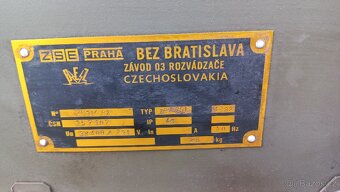 Prodám vojenskou elektrocentrálu - 2