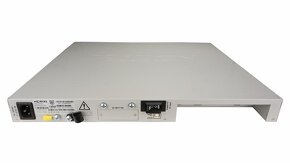 Prodám Switch/Router 24 Port Gigabit Nortel AL1001E07 5530-2 - 2