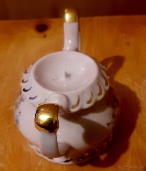 Svícen z růžového porcelánu - 2