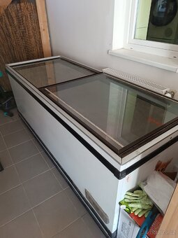 Mrazák 210x80x80 plně funkční - 2