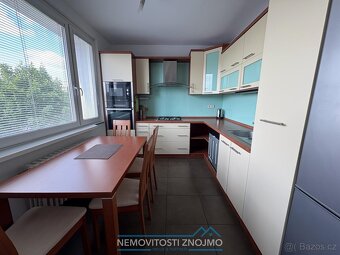 Pronájem prostorného bytu 3+1 ve Znojmě ul. Dukelských bojo - 2
