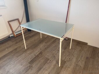 Prodám Skleněný stůl IKEA - 2