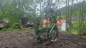 Obraceč sena Deutz-Fahr - 2