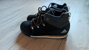 Zimní boty zn. Adidas vel. 39 1/3 - 2