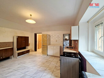 Prodej bytu 1+kk, 51 m², Cheb, ul. Májová - 2