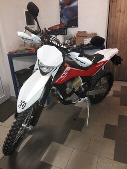 Husqvarna TE449 - 2