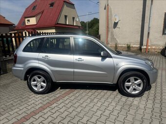 Toyota RAV4 2.0 110kW 2005 135551km 4x4 BEZ KOROZE - 2