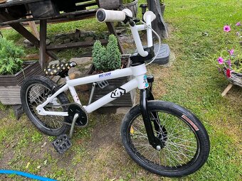 BMX kolo Mongoose 18" - 2