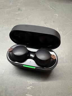 Perfektní bezdrátová in-ear sluchátka SONY WF-1000XM4 - 2