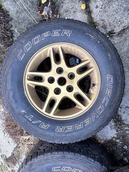 Jeep Grand Cherokee WJ kola R16 A/T pneu - 2