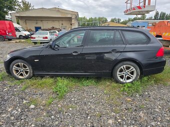 BMW E91 ,E90 318d r.2010 facelift na ND - 2