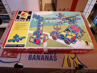 Stavebnice Seva 2 / Polytechnicka stavebnice / retro hracky - 2