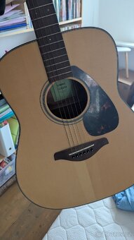 Yamaha fg800 kytara levně - 2