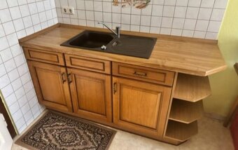 Rustikální kuchyňská linka dub masiv se spotřebiči,5585 - 2