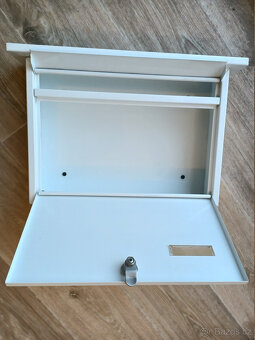 Poštovní schránka - 2