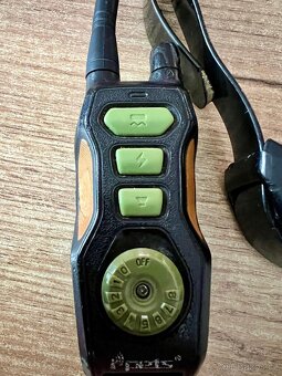 Elektronický výcvikový obojek - 2