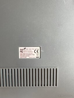 Herní volant s pedály a řazením genius - 2