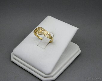 Velmi slušivý zlatý prstýnek - 2