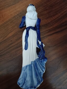 Porcelánová soška - 2