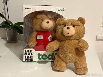 Originál POP MART plyšová postavička Méďa - TED2 - 2