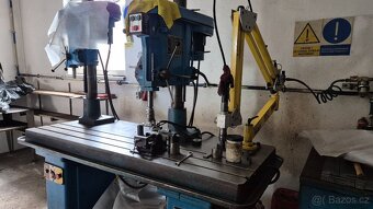 Prodám závitořez vrtačky a stůl - 2