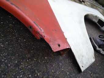 Prodám PP blatník na Trabant - 2