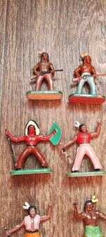 Indiáni figurky 1 z NDR - 2