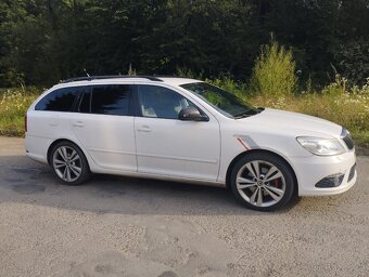 Octavia RS - 2