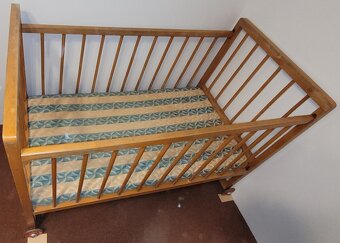 Dětská postýlka - 2