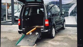 VW Caddy 1.6 tdi maxi long 2013 pro vozíčkáře - 2