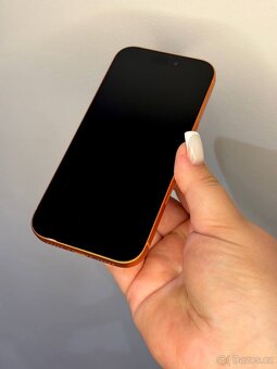 iPhone 17 Pro 256 Gb Cosmic Orange - 2