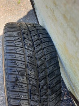 225/45 R18 - 2