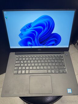 DELL Precision 5530 15,6" i7 / 32GB / 512GB, záruka - 2