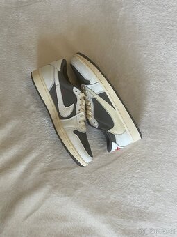 Travis scott low 1 mocha 1:1 - 2