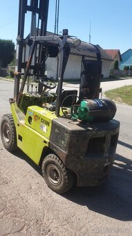 Vzv clark 2,5t lpg - 2