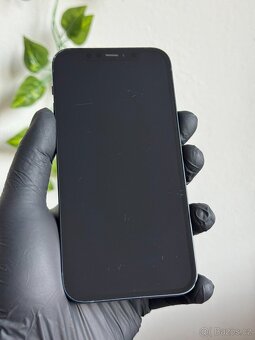 iPhone 12 256GB černý - 100% baterie - 2